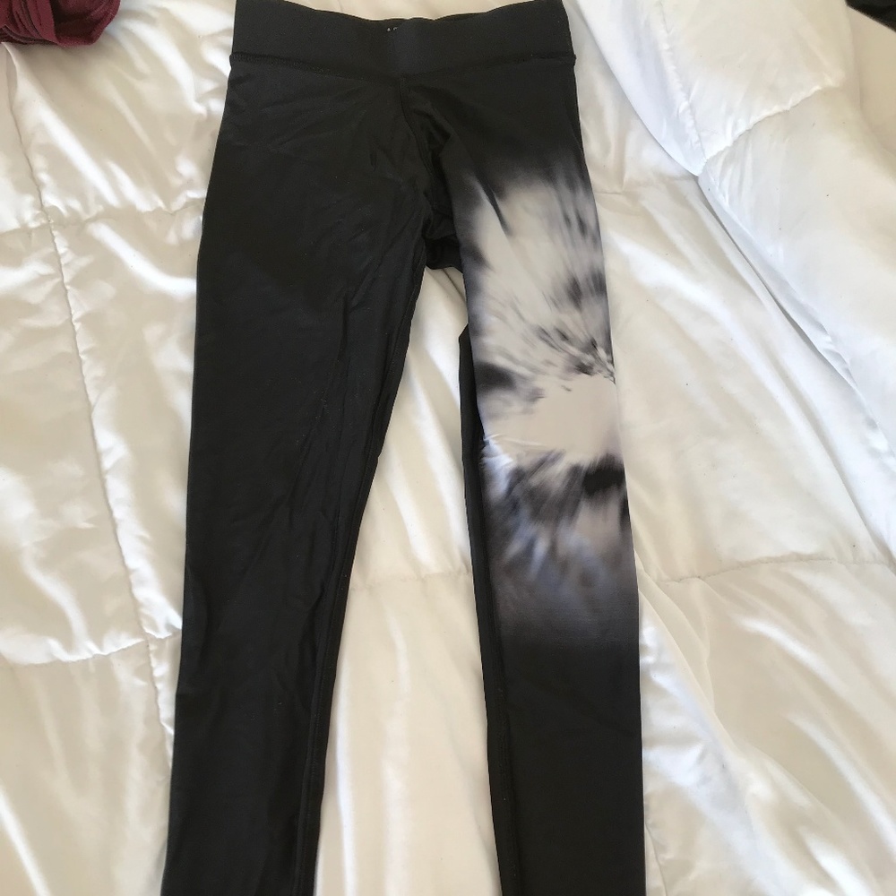 Bandier leggings